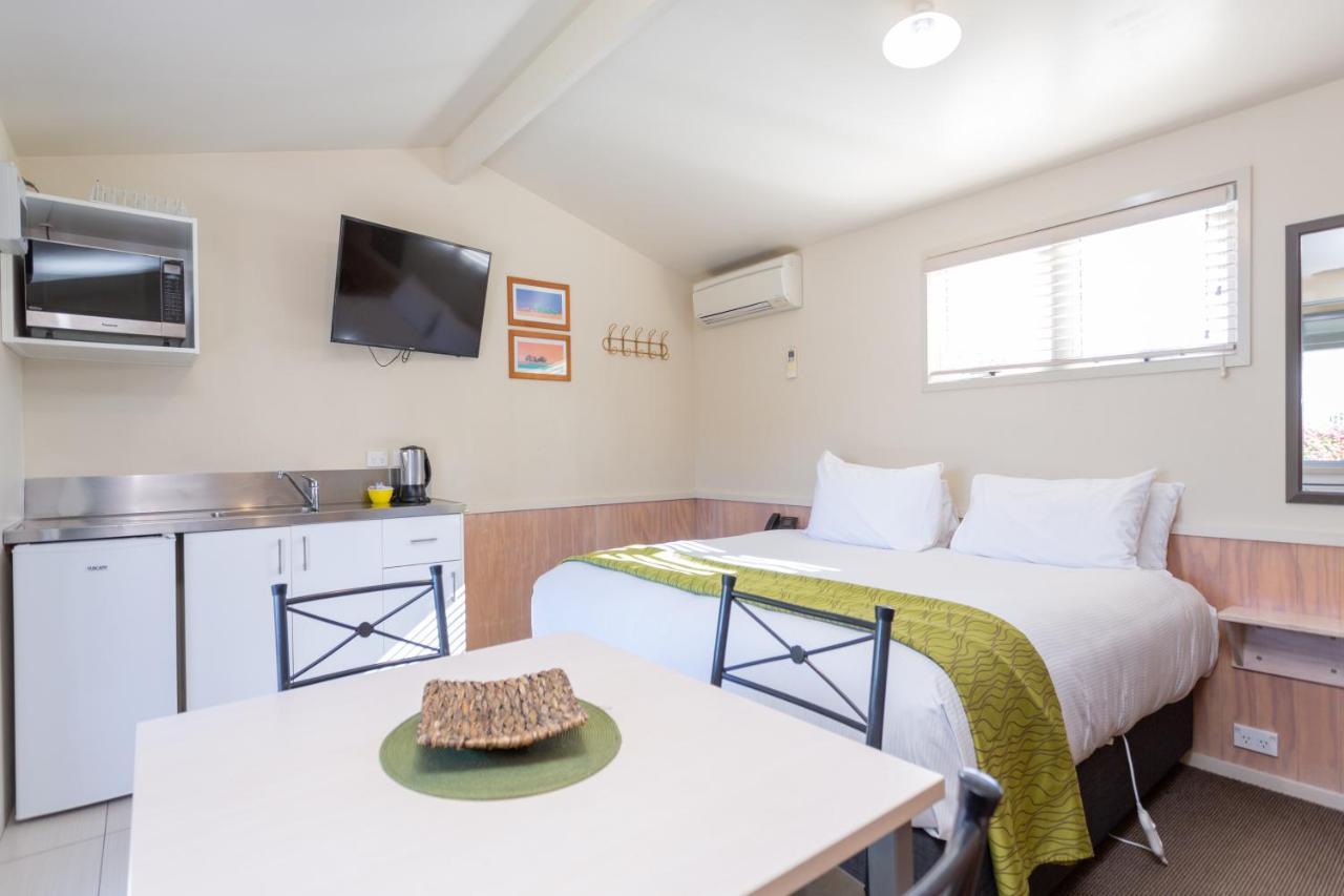 Lake Taupo Holiday Resort Bagian luar foto