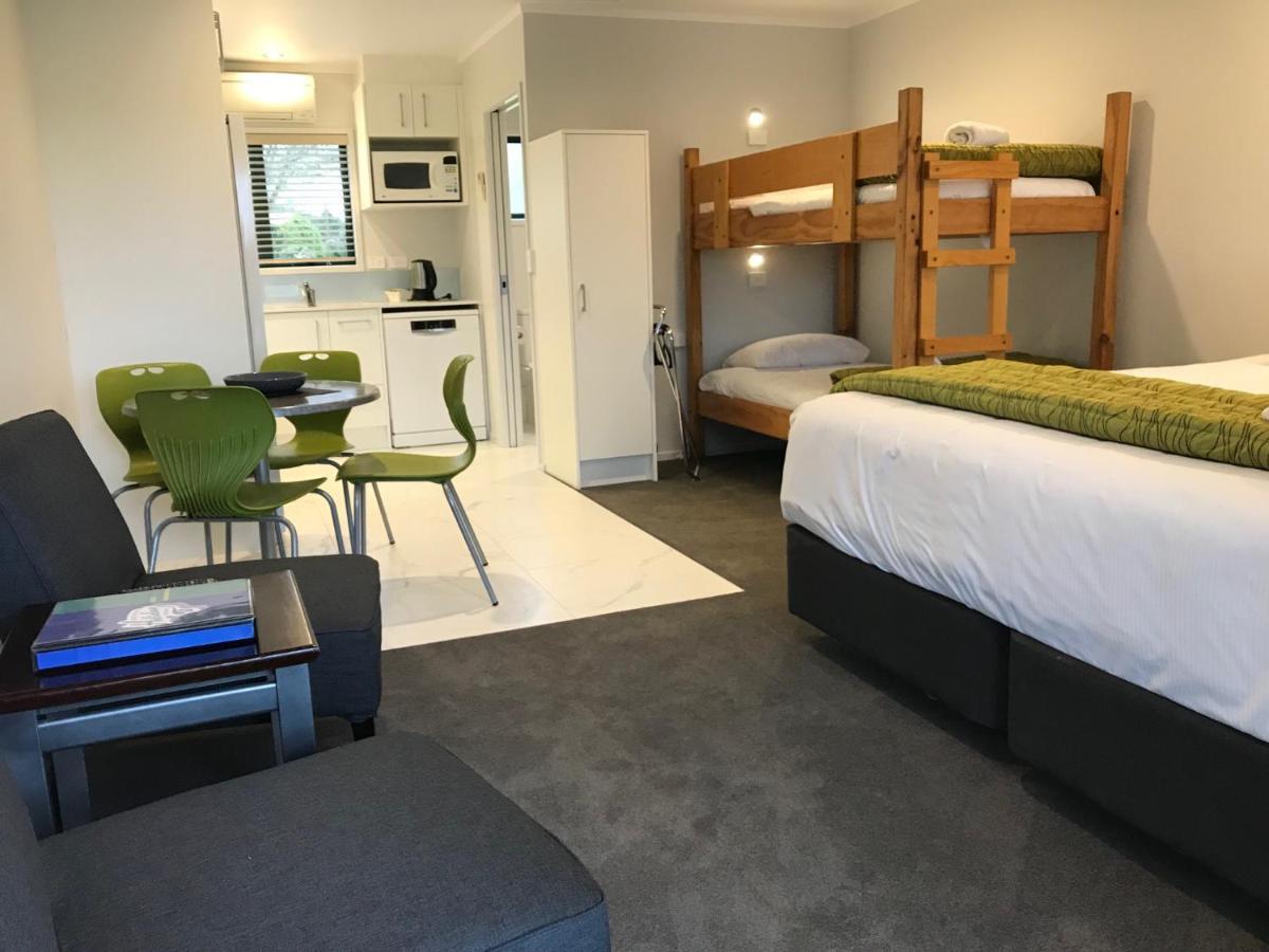 Lake Taupo Holiday Resort Bagian luar foto