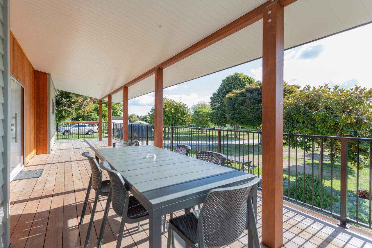 Lake Taupo Holiday Resort Bagian luar foto