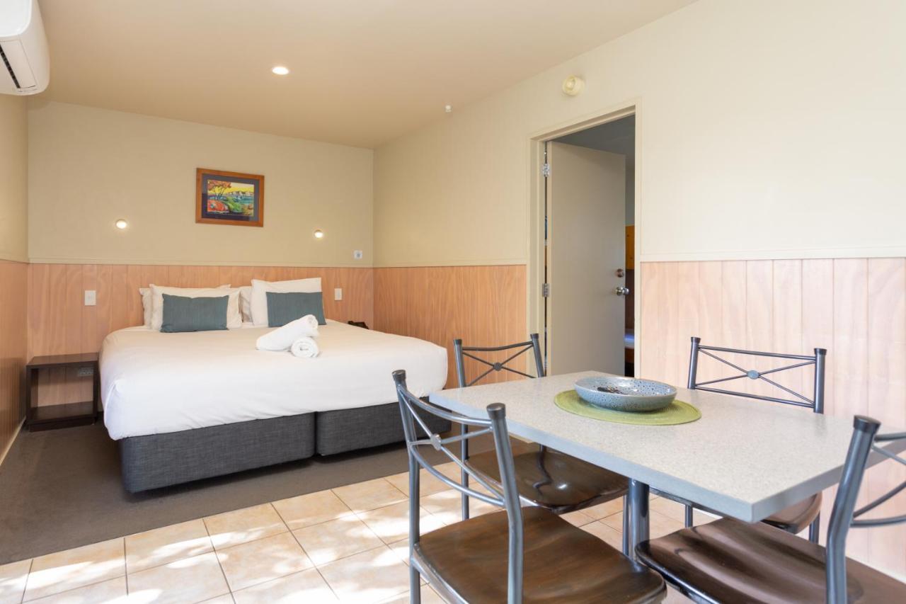 Lake Taupo Holiday Resort Bagian luar foto
